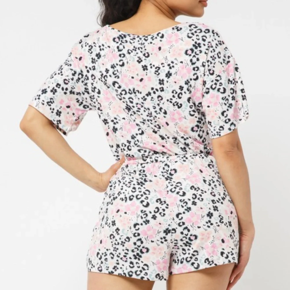 Romper - Picture 3 of 7